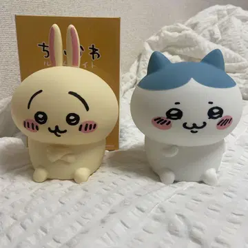 치이카와 룸 라이트 하치와레와 토끼
