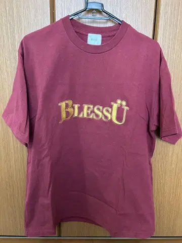 BlessU 티셔츠