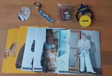 BUDDiiS SHOW 브로마이드와 굿즈
