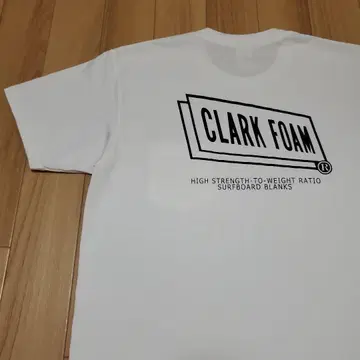 새상품급 CLARK FOAM 앞뒤 프린트 포켓 티셔츠