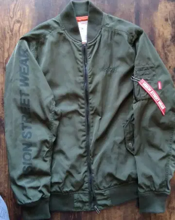VISION STREET WEAR MA-1 자켓 올리브