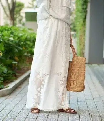 IENA LA BOUCLE 레이스 엠브로 보일 스커트
