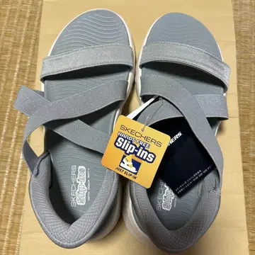SKECHERS Hands-Free Slip-Ins 그레이