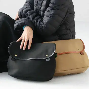BRADY 숄더백