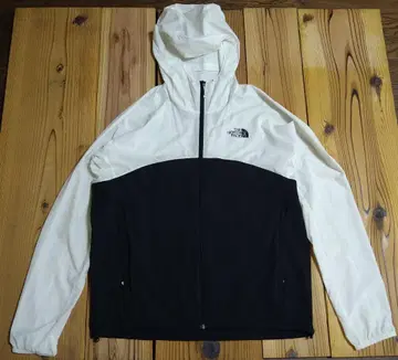 THE NORTH FACE 후드 부착 나일론 재킷