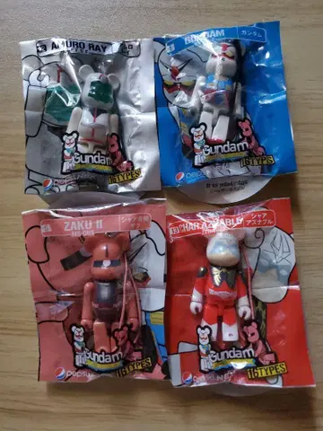 베어브릭 Gundam 피규어 4종 세트