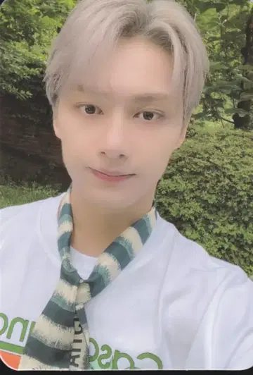 SEVENTEEN D'/ICON JUN 트레이딩 카드