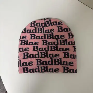 BadBlae 로고 니트 모자 핑크
