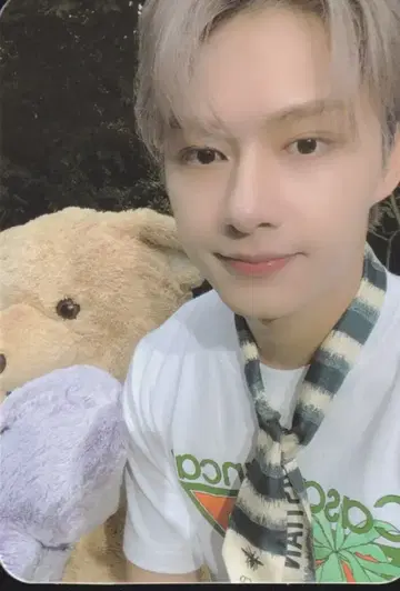 세븐틴 JUN D'/ICON