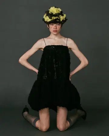 TULLE BALLOON TUNIC (BLACK) poppy 아사기뇨