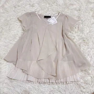 미사용 새상품 UNTITLED 언타이틀 밑단 티어드 블라우스 쉬폰