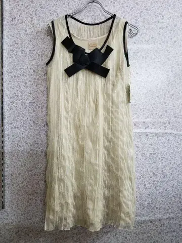 Un Cadeau 튤 레이스 슬리브리스 원피스 M 오프 베이지 x 블랙