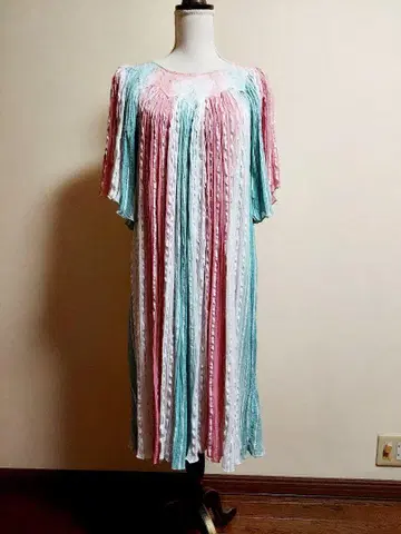 레어 빈티지 그리스 원피스 레인보우 패턴 레인보우 라메