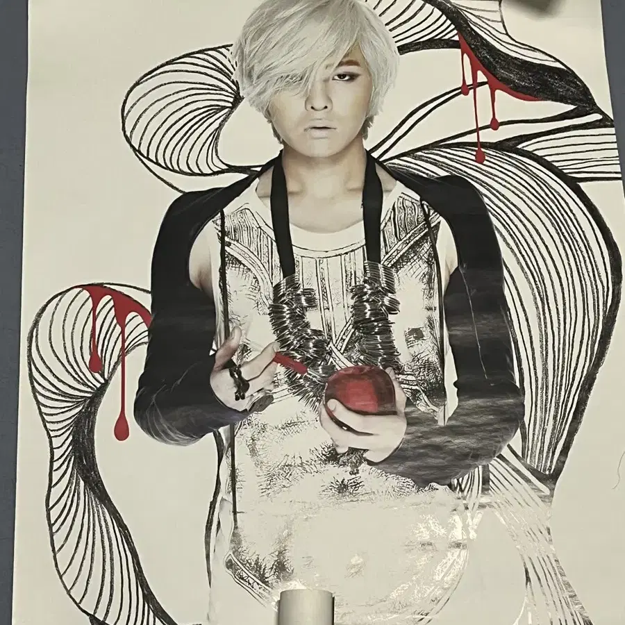 G-DRAGON　HEARTBREAKER CD・アートブック付き G-DRAGON - Heartbreaker - Amazon.com Music