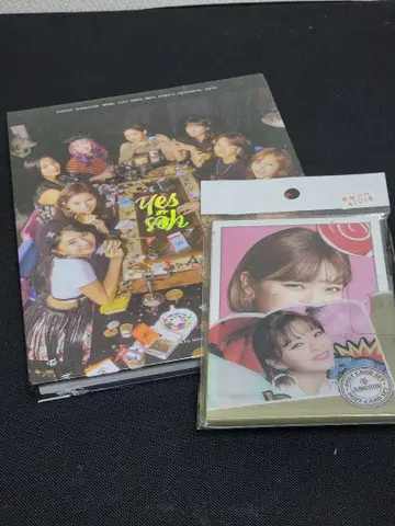 TWICE YES or YES 앨범 엽서 포함