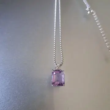 AVON 라벤더 목걸이