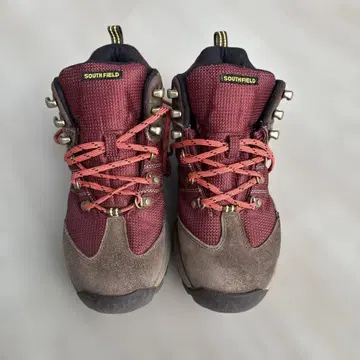 SOUTHFIELD 등산화 버건디