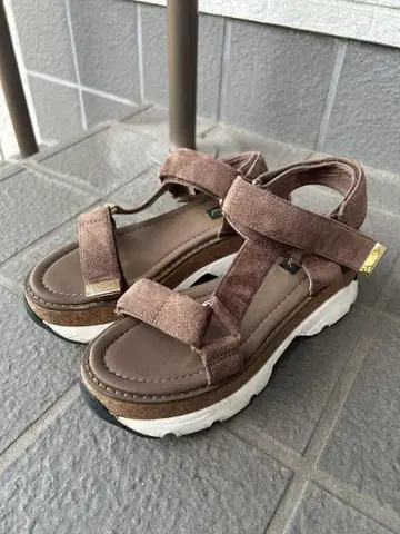 코코딜 브라운 스포츠 샌들 통굽 스트랩형 23cm