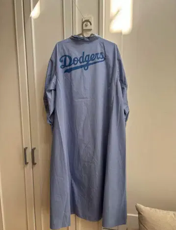 택 포함 새상품 로페피크닉 MLB 공식 다저스 콜라보 리본 타이 원피스