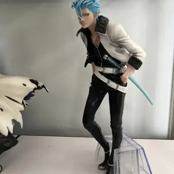 BLEACH 그림죠 재규어잭 피규어 [박스 있음]