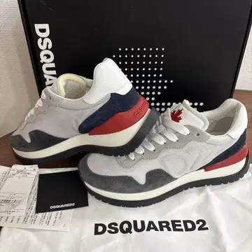 39 DSQUARED2 메이플 리프 D2 로고 스니커즈