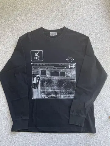 C.E/cavempt 롱T