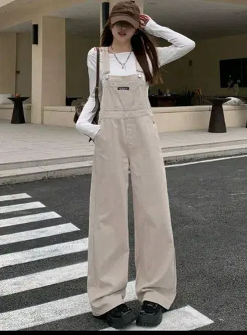 OPTIMISTIC 베이지 와이드 레그 오버롤