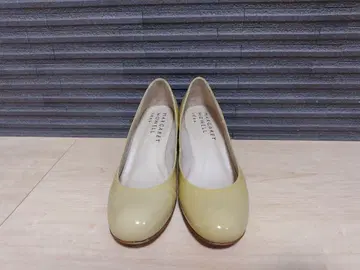 MARGARET HOWELL idea 펌프스