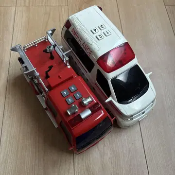 소리가 나는 소방차, 구급차