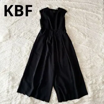 KBF 올인원 블랙 턱 디자인 와이드 팬츠