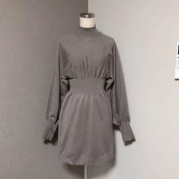 무루아 하이넥 니트 원피스 모카