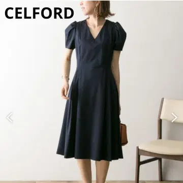 CELFORD 셀포드 볼륨 소매 A라인 컷 원피스 네이비