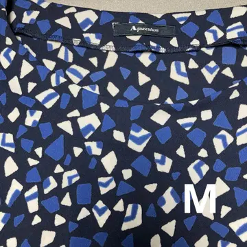Aquascutum 반팔 무릎 기장 원피스 네이비