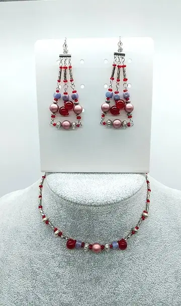 독일 비즈 체리 레드와 체코 비즈 및 은고미 비즈 셋업 코디