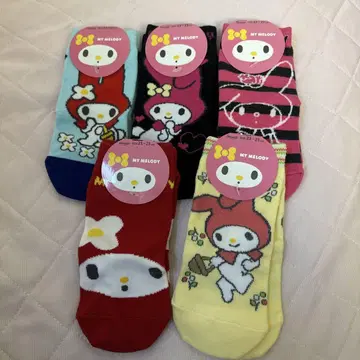 마이멜로디 양말 5장 세트 파우치 포함 23~25cm