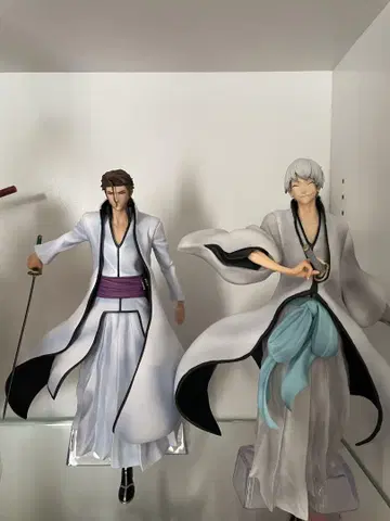 제일복권 BLEACH 20주년 기념 피규어 2체 세트 아이젠 이치마루