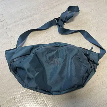 THE NORTH FACE 바디백 다크 블루