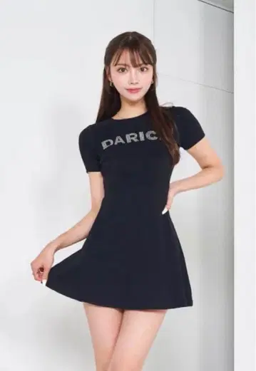 가격 인하! DARICH 로고 컷 미니 원피스