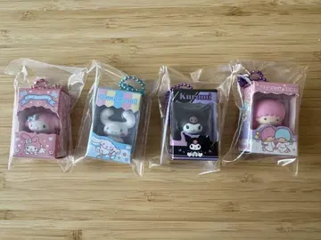 초코 박스 산리오 캐릭터즈 피규어 식품 완구 4종 세트