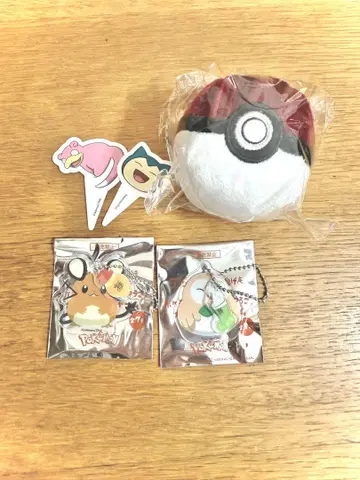 코메다 커피 포켓몬 콜라보 오리지널 참 몬스터볼 키링