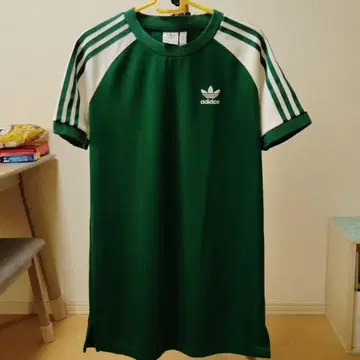 adidas 래글런 원피스 그린/화이트 S 레어