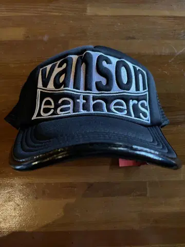 새상품 vanson 밴슨 파이핑 테이프 엠블럼 자수 메쉬 캡
