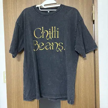 Chili Beans. 다크 그레이 티셔츠
