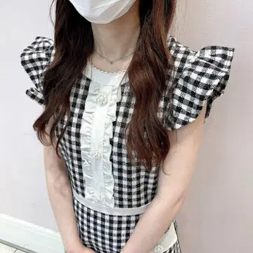 evelyn 에블린 트위드 소매 프릴 OP