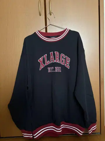 XLARGE 맨투맨