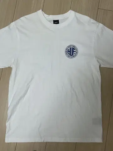 HUF 화이트 티셔츠