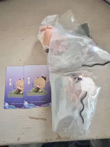 원신 전장의 영웅 요이미야 피규어 2개