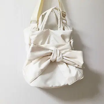 le petale 리본 토트 아이보리