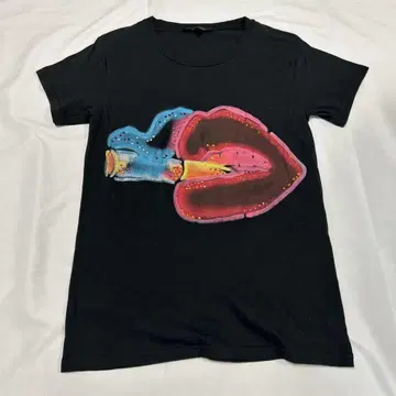 MARC JACOBS 아트 T셔츠 개성적인 큐빅 립 스모크