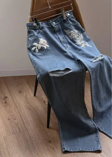 size adjust motif lace loose denim PT